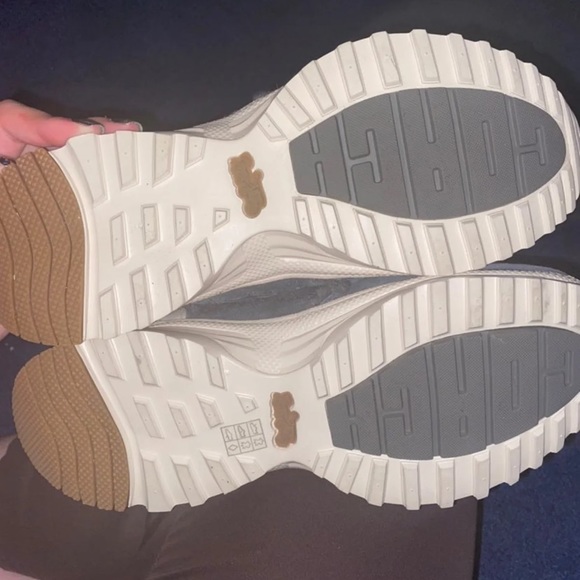 Coach Snow Boots - Picture 4 of 5